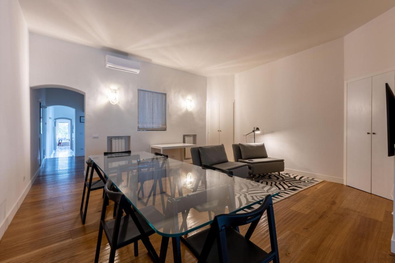 Loft In Santo Spirito Apartment Florence Luaran gambar