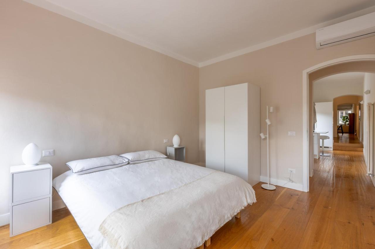 Loft In Santo Spirito Apartment Florence Luaran gambar